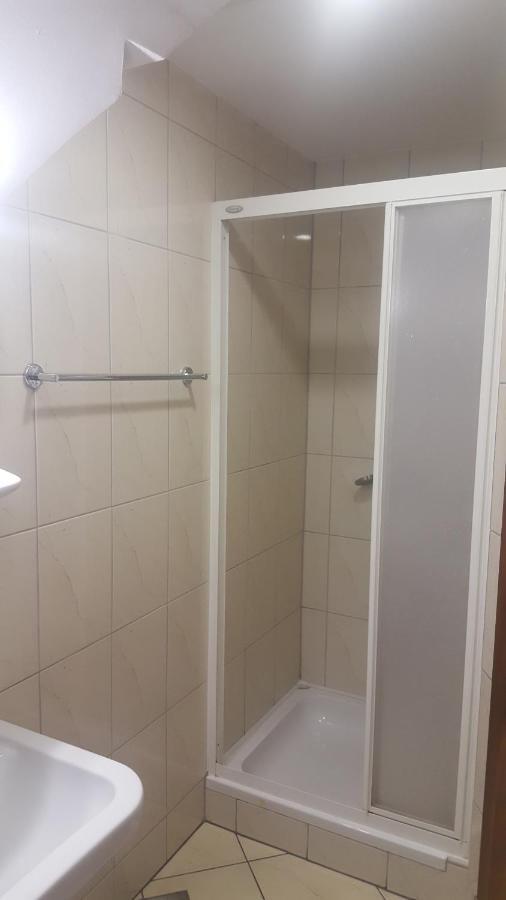 Hotel & Hostel Marenberg Radlje Radlje ob Dravi Екстер'єр фото